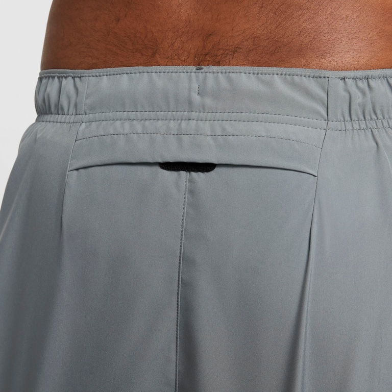 Shorts Nike Challenger Dri-FIT Masculino - Foto 7