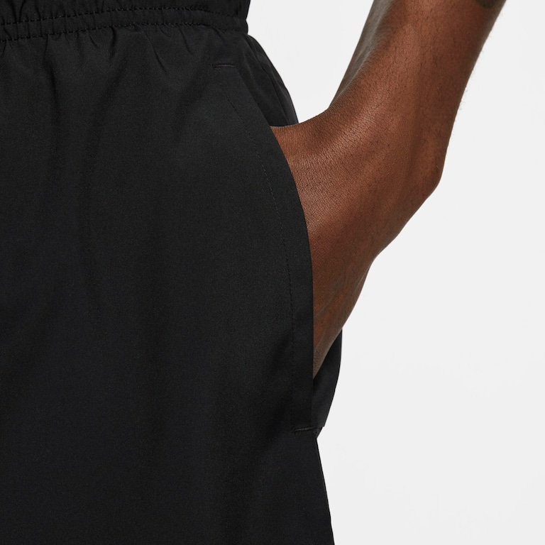 Shorts Nike Challenger Dri-FIT Masculino - Foto 4