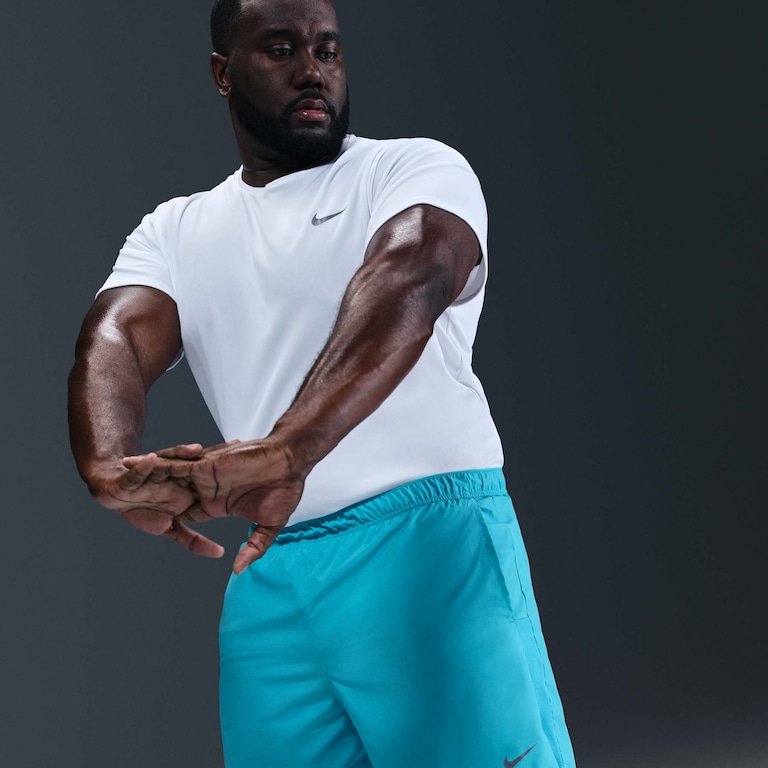 Shorts Nike Challenger Masculino - Foto 10