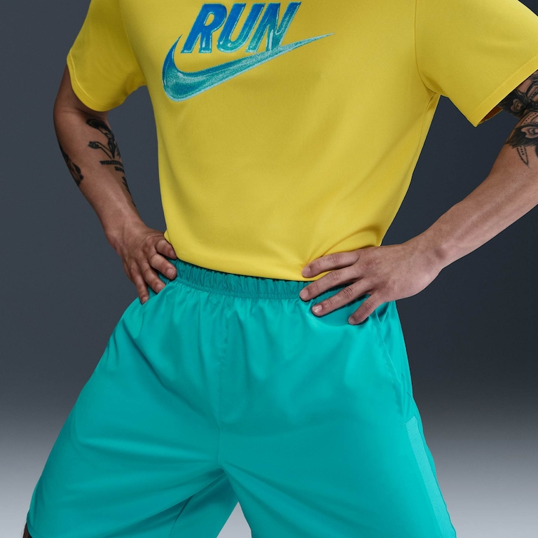 Shorts Nike Challenger Masculino - Foto 5