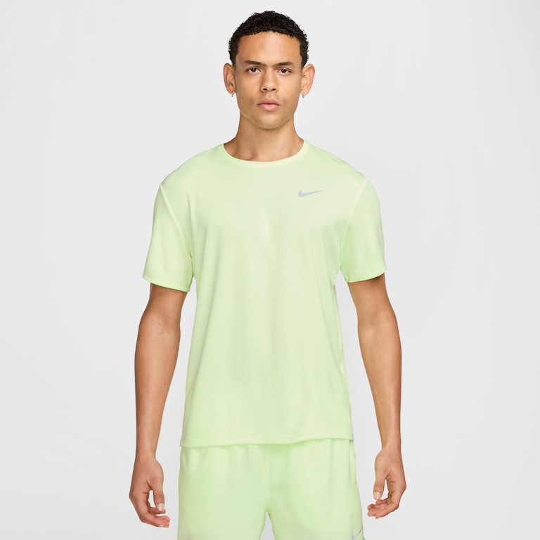 Camiseta Nike Dri-FIT UV Miller Masculina - Foto 1