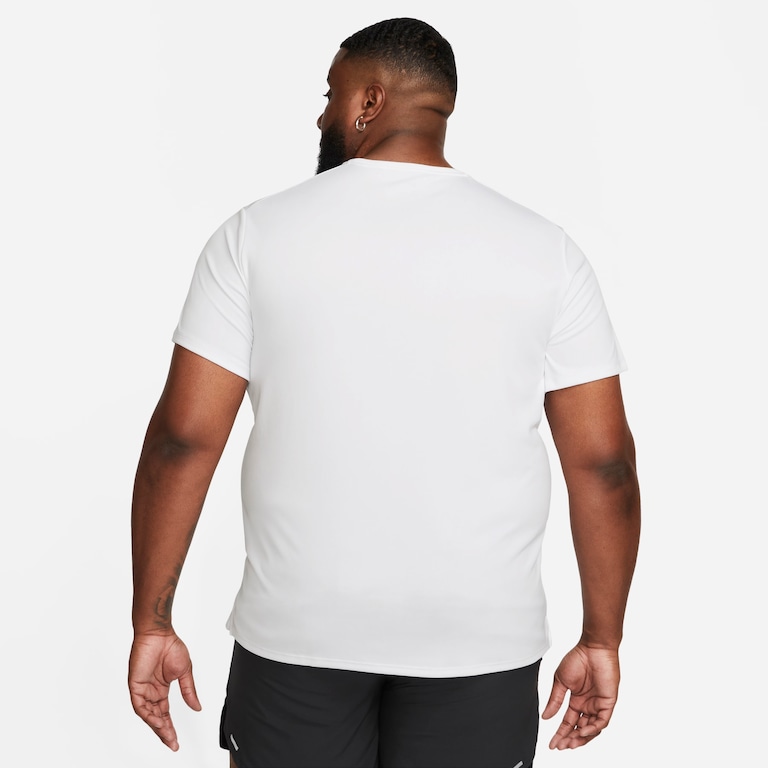 Camiseta Nike Dri-FIT UV Miller Masculina - Foto 8