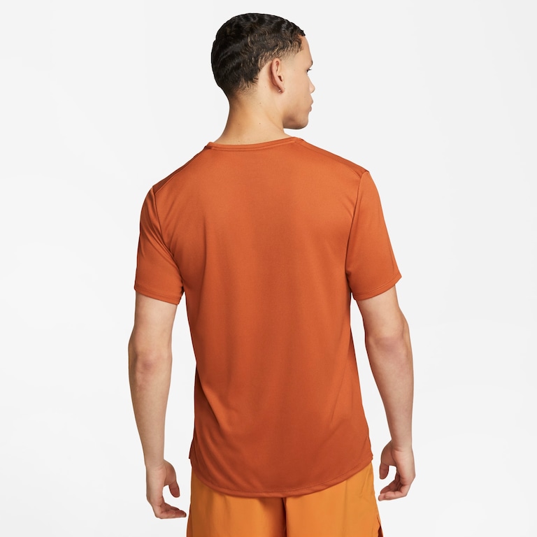 Camiseta Nike Dri-FIT UV Miller Masculina - Foto 2