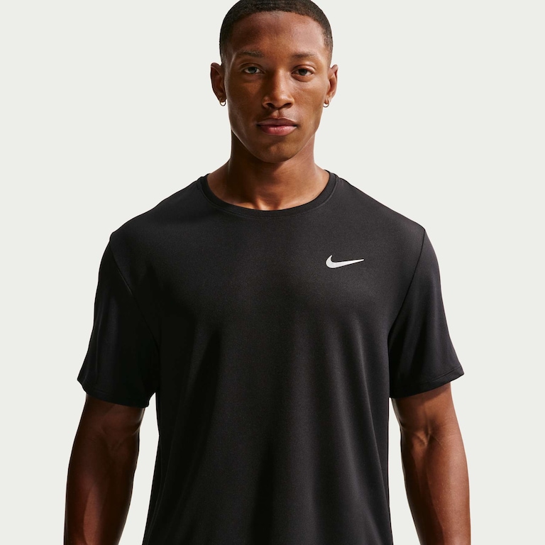 Camiseta Nike Dri-FIT UV Miller Masculina - Foto 1