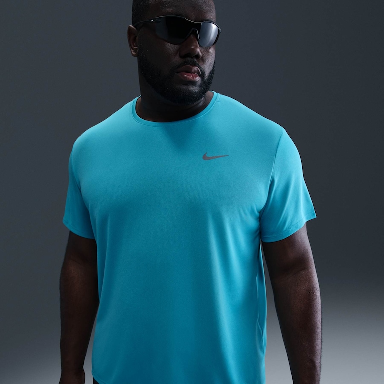 Camiseta Nike Dri-FIT UV Miller Masculina - Foto 7