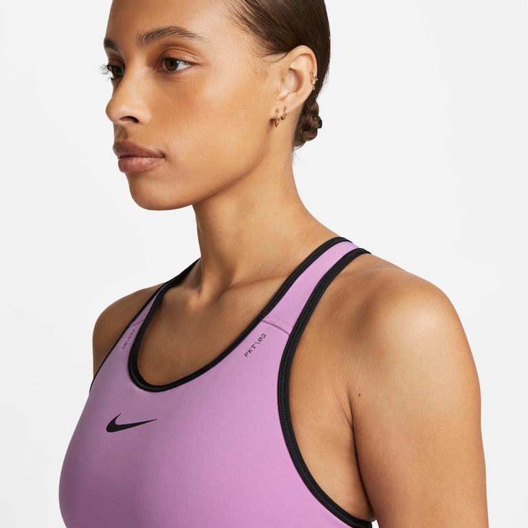 Top Nike Swoosh On The Run Feminino - Foto 3