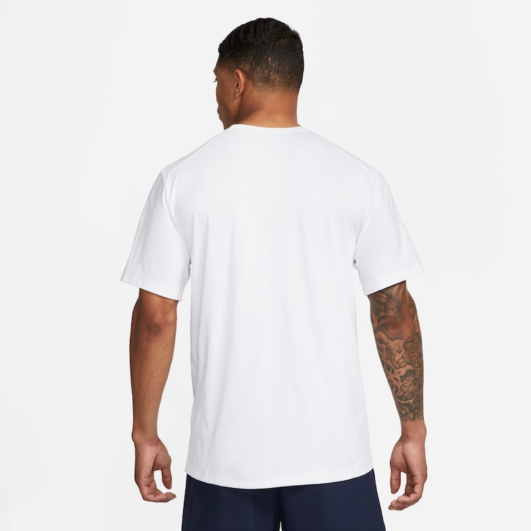 Camiseta Nike Hyverse Dri-FIT UV Masculina - Foto 4