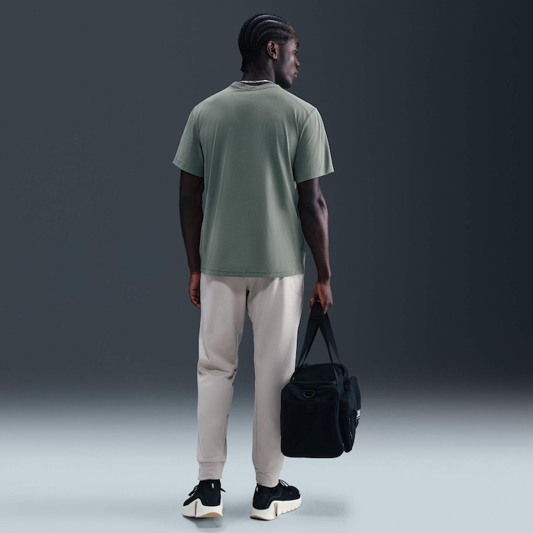 Camiseta Nike Hyverse Dri-FIT UV Masculina - Foto 5