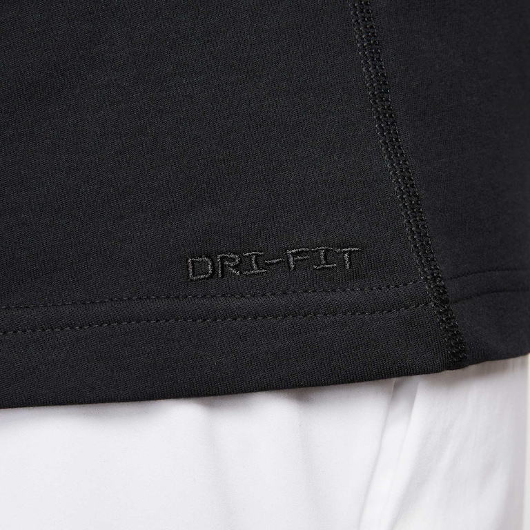 Camiseta Nike Dri-FIT Primary Statement Masculina - Foto 8
