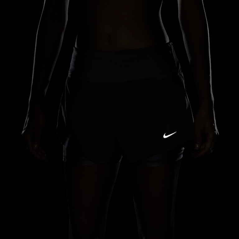 Shorts Nike Dri-FIT Swift Feminino - Foto 8