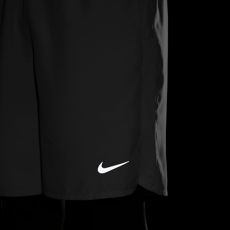 Shorts Nike Dri-FIT Challenger Masculino - Foto 9