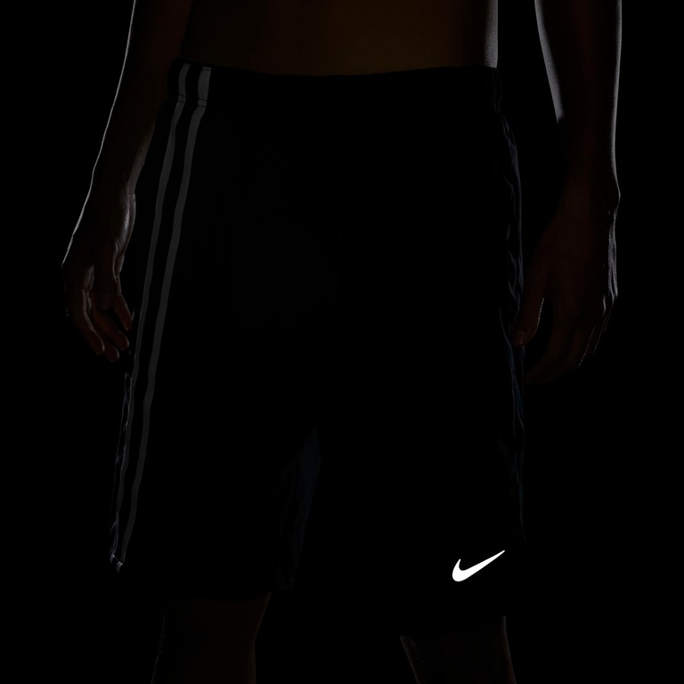 Shorts Nike Dri-FIT Challenger Masculino - Foto 7