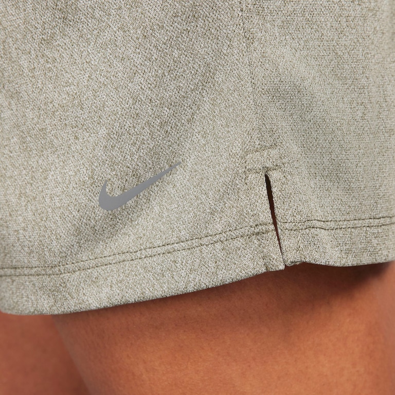 Shorts Nike Attack Feminino - Foto 5