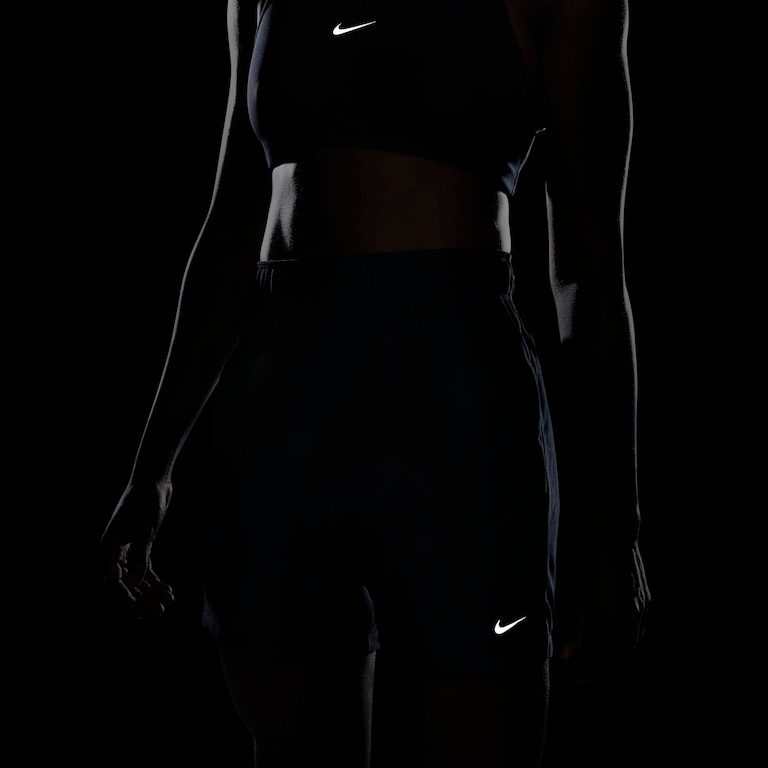 Shorts Nike Attack Feminino - Foto 9