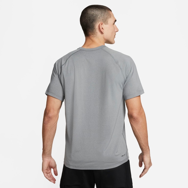 Camiseta Nike Ready Dri-FIT Masculina - Foto 2