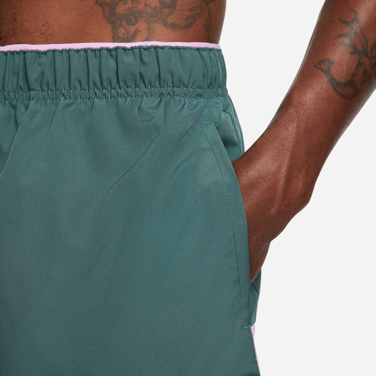 Shorts Nike Dri-FIT Challenger Masculino - Foto 4