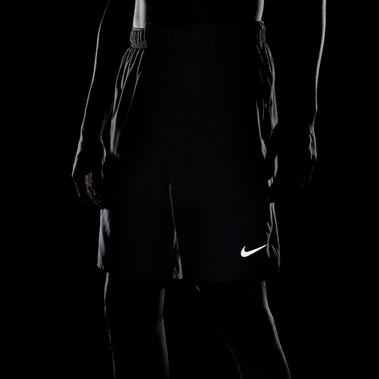 Shorts Nike Challenger Dri-FIT Masculino - Foto 8