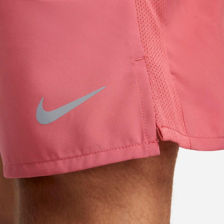 Shorts Nike Challenger Dri-FIT Masculino - Foto 5