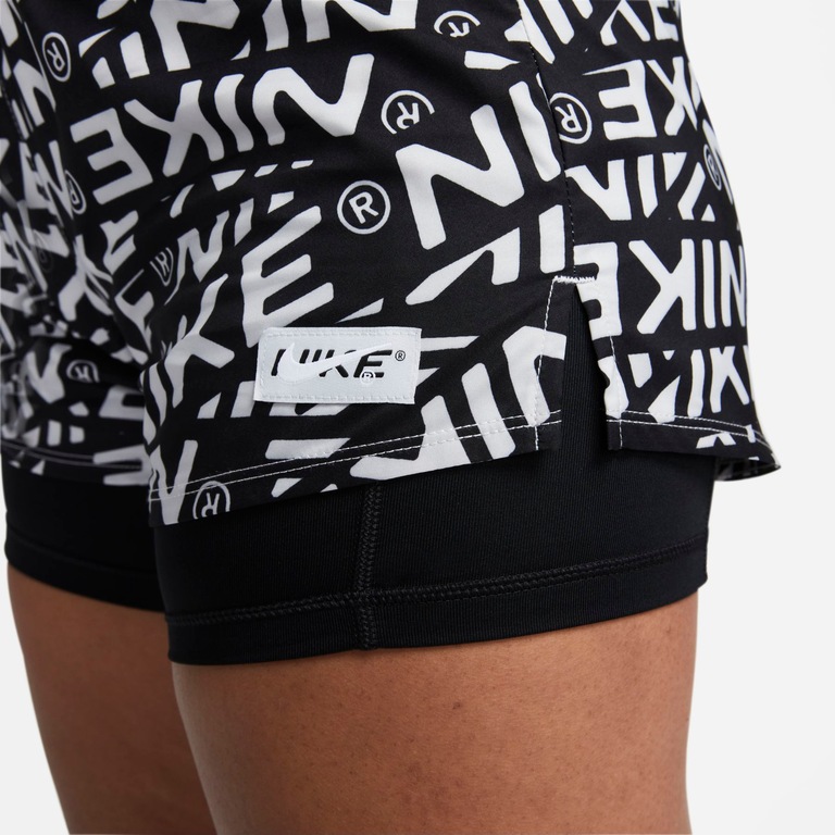 Shorts Nike Dri-FIT One 2-in-1 Feminino - Foto 4