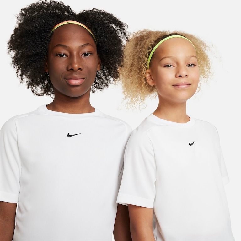 Camiseta Nike Dri-FIT Multi Infantil - Foto 3