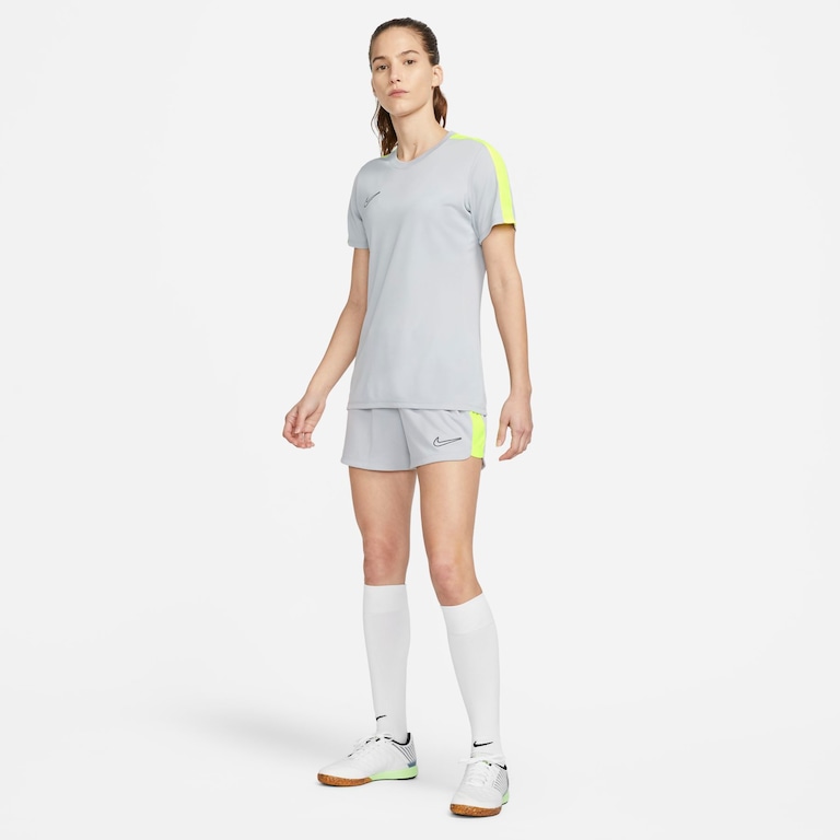 Camiseta Nike Dri-FIT Academy Feminina - Foto 6