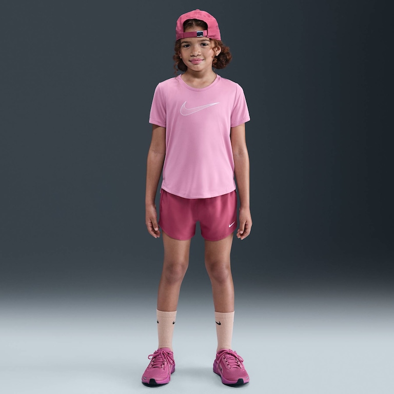 Shorts Nike Dri-FIT One Woven Infantil - Foto 1
