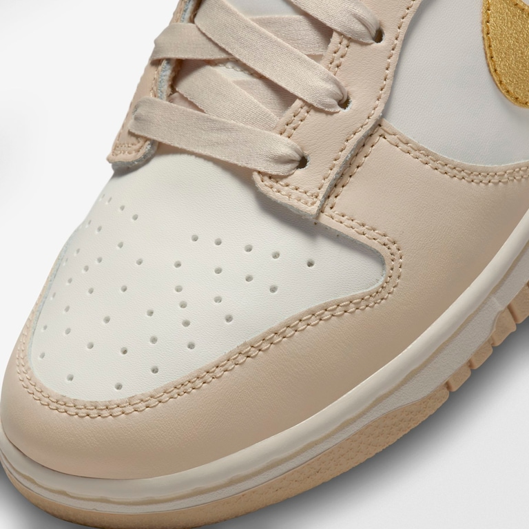 Tênis Nike Dunk Low Essential Trend Feminino - Foto 8