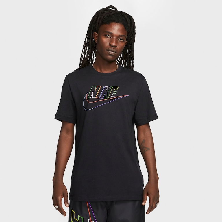 Camiseta Nike Sportswear Club+ Masculina - Foto 1