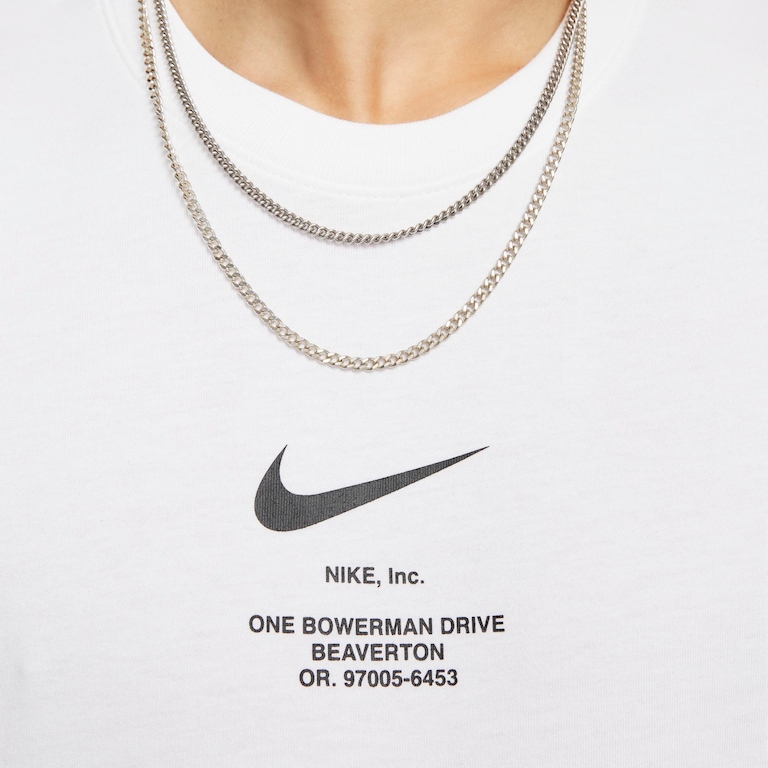 Camiseta Nike Sportswear Big Swoosh Masculina - Foto 4