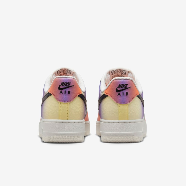 Tênis Nike Air Force 1 Low '07 Premium Feminino - Foto 7