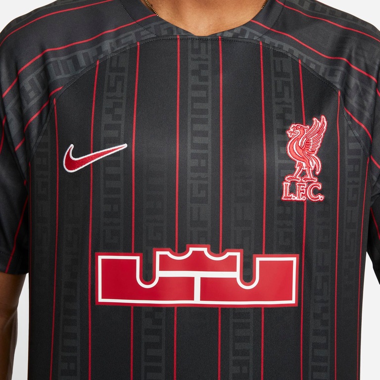 Camisa Nike Liverpool 2023/24 Torcedor Pro Masculina - Foto 4