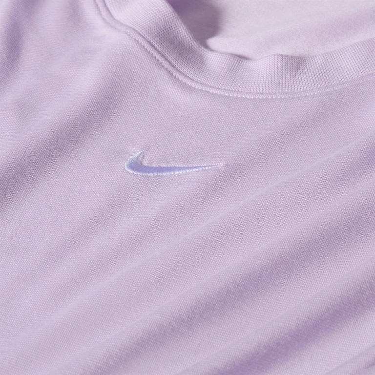 Camiseta Nike Sportswear Essential Feminina - Foto 6