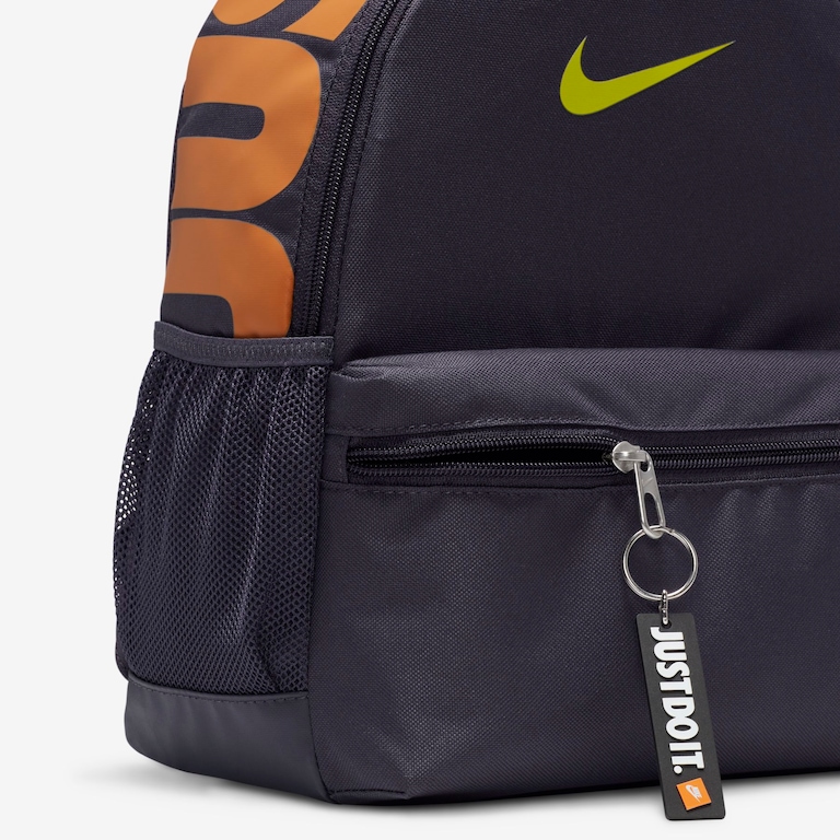 Mochila Nike Brasilia Mini JDI Infantil - Foto 6