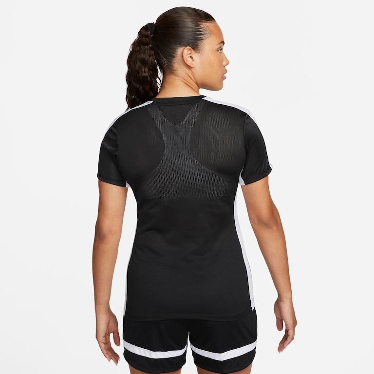 Camiseta Nike Dri-FIT Academy 23 Feminina - Foto 2