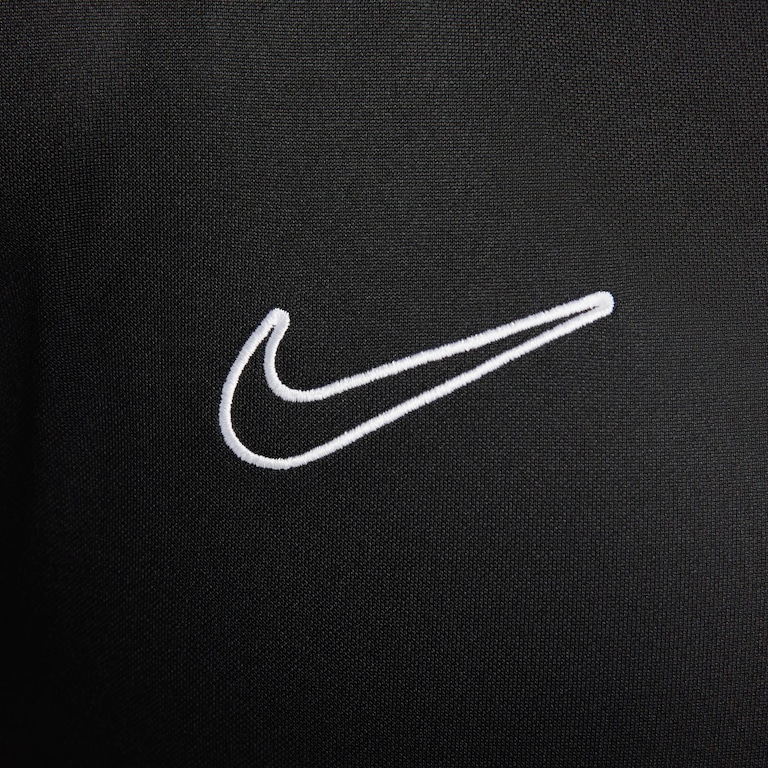 Camiseta Nike Dri-FIT Academy 23 Feminina - Foto 4
