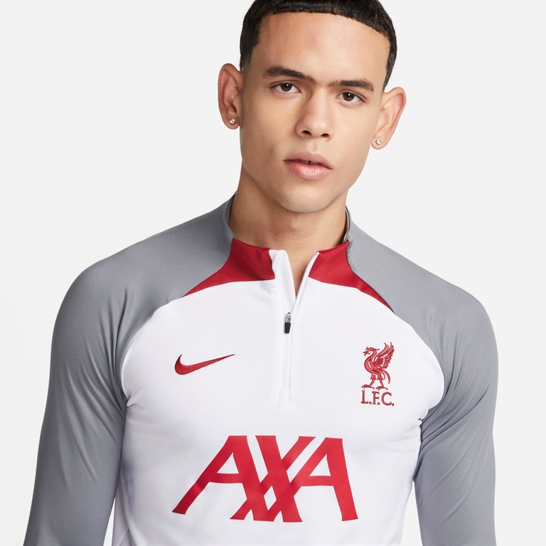 Camiseta Nike Liverpool Strike Masculina - Foto 3