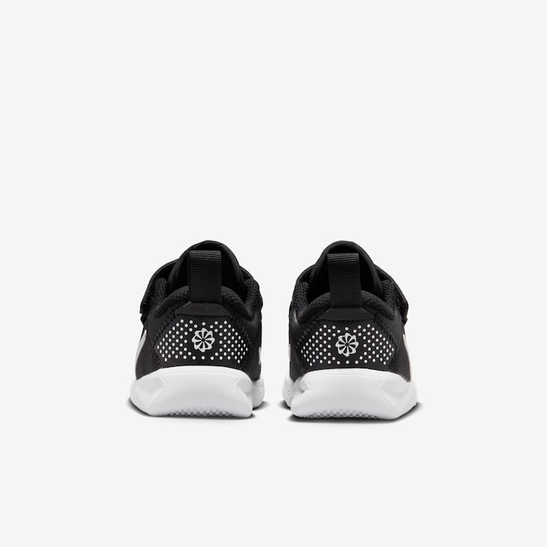 Tênis Nike Omni Multi-Court Infantil - Foto 6