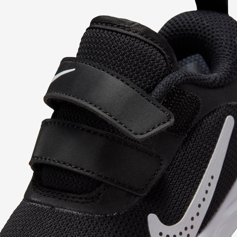 Tênis Nike Omni Multi-Court Infantil - Foto 8