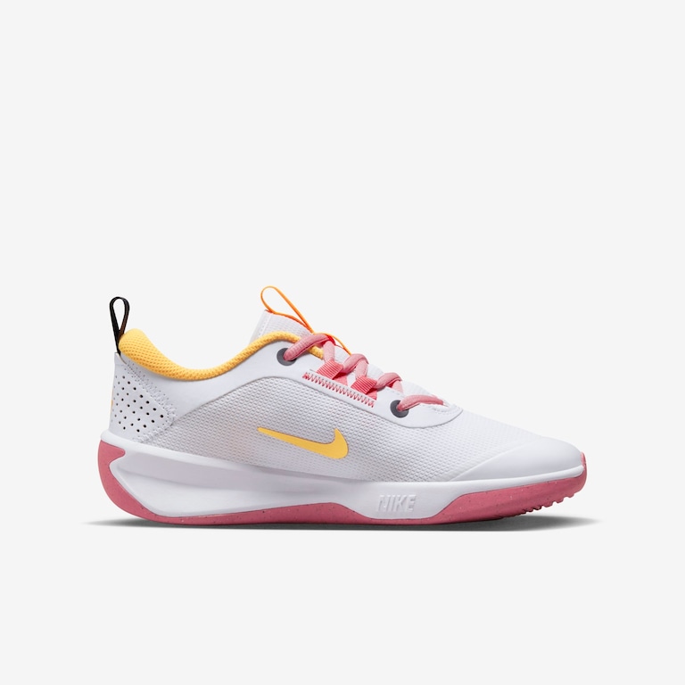 Tênis Nike Omni Multi-Court Infantil - Foto 3