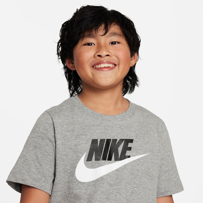 Camiseta Nike Sportswear Infantil - Foto 2