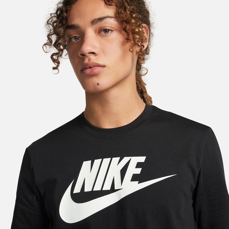 Camiseta Nike Standard Issue Masculina - Foto 2