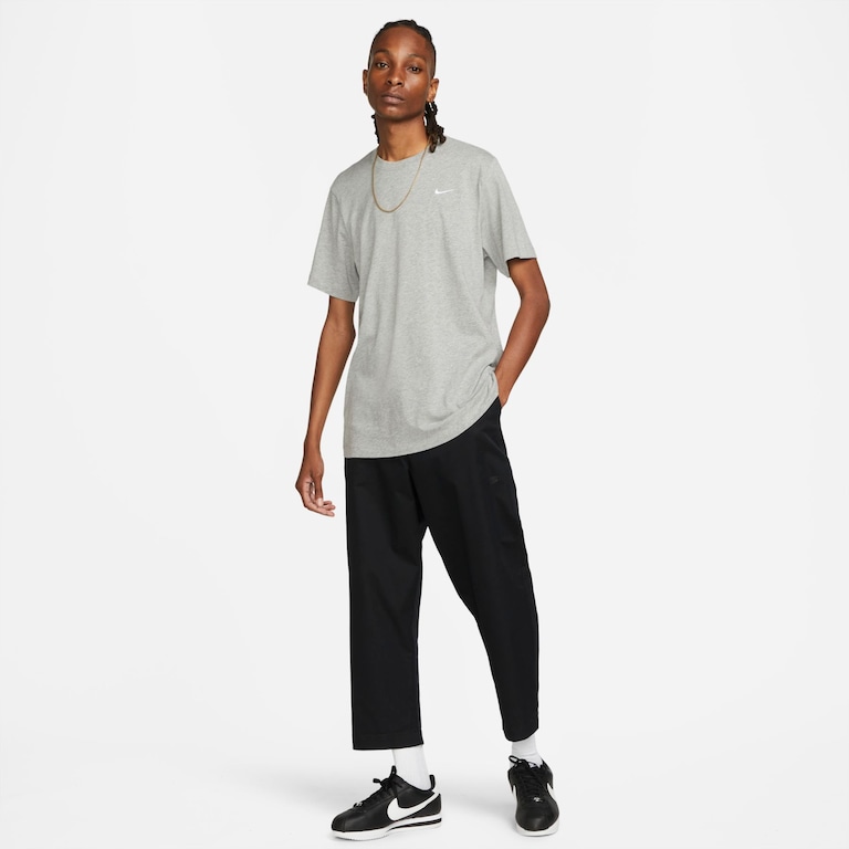 Camiseta Nike Sportswear Swoosh Masculina - Foto 4