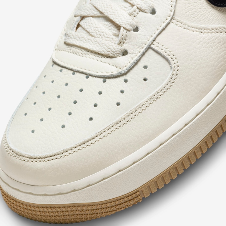 Tênis Nike Air Force 1 - Foto 7