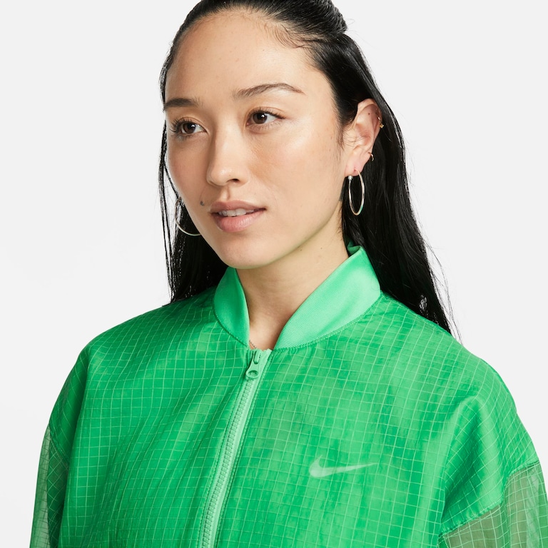 Jaqueta Nike Sportswear Bomber Feminina - Foto 3