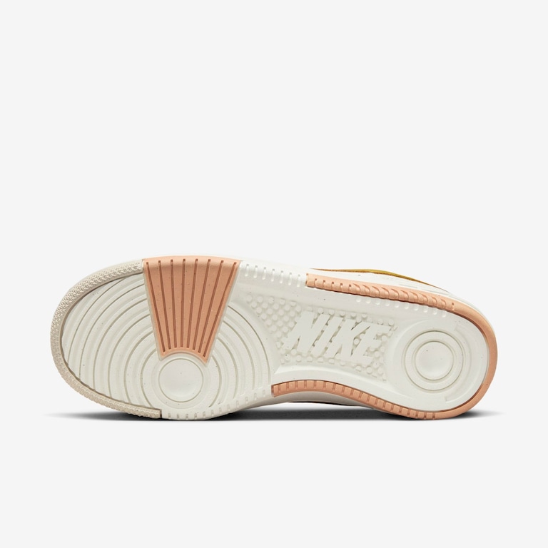 Tênis Nike Gamma Force Feminino - Foto 2