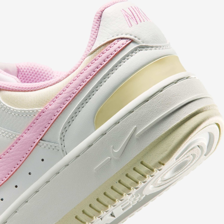 Tênis Nike Gamma Force Feminino - Foto 8