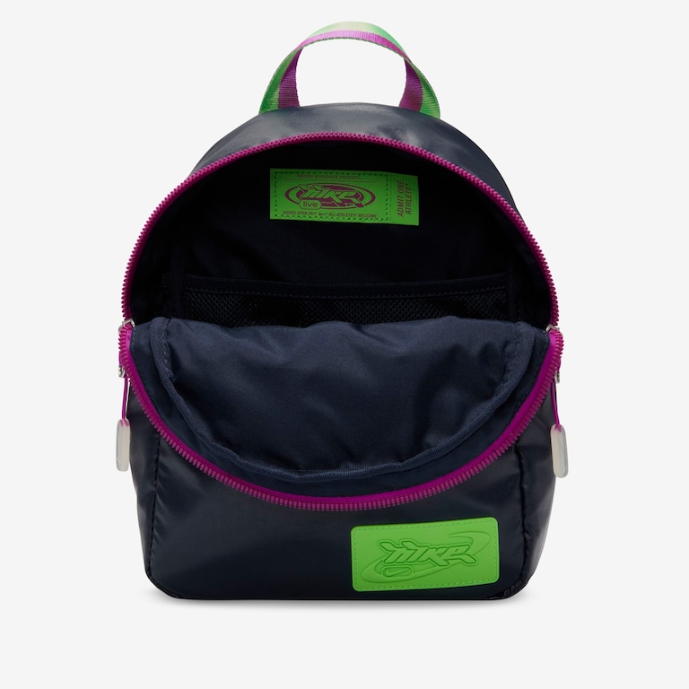 Mochila Nike Sportswear Futura 365 Feminina - Foto 5