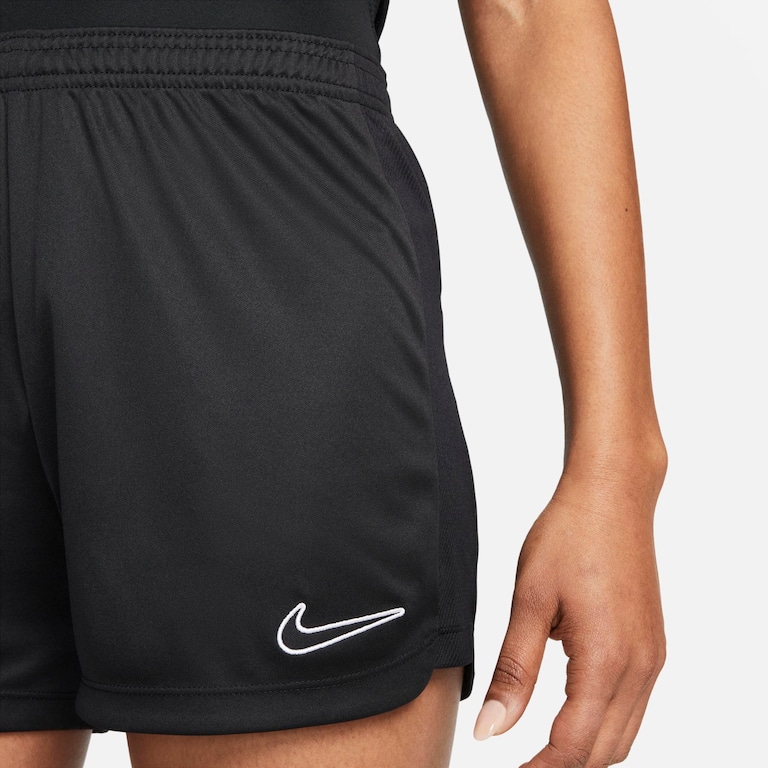 Shorts Nike Dri-FIT Academy Feminino - Foto 4