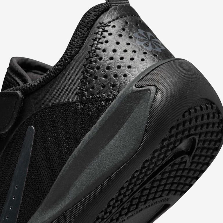 Tênis Nike Omni Multi-Court Infantil - Foto 8