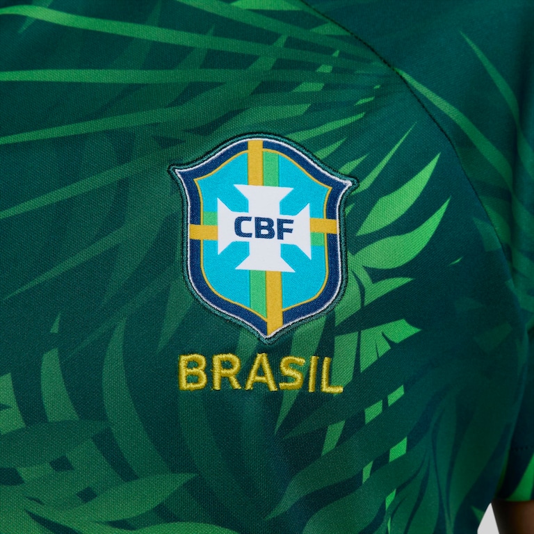 Camiseta Nike Brasil Pré-Jogo Feminina - Foto 4